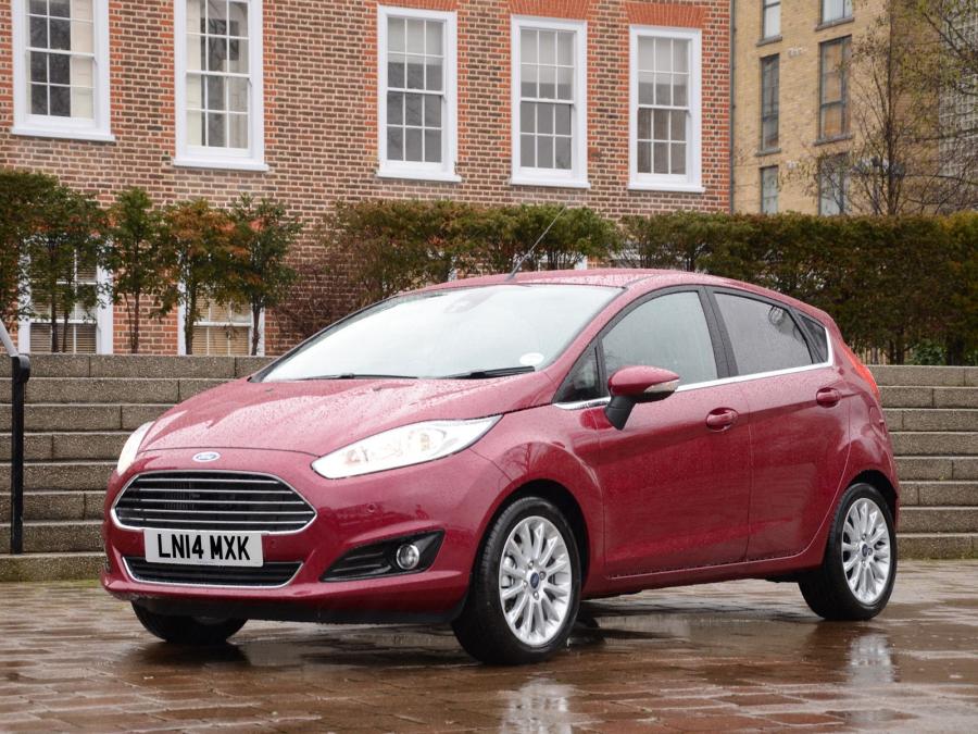 Ford Fiesta 5-Door (UK) '2012
